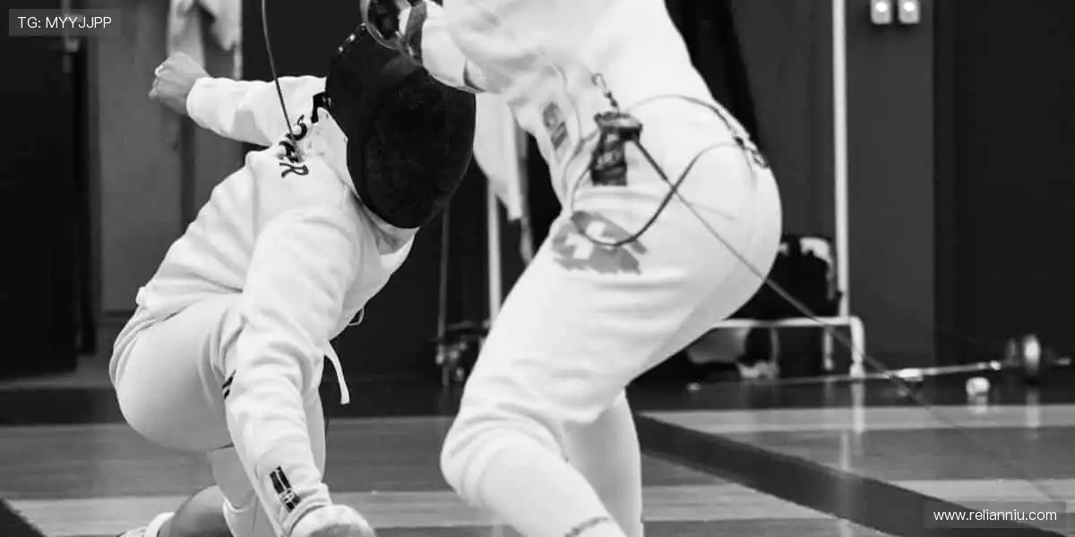 专业周边，品质之选！🎾